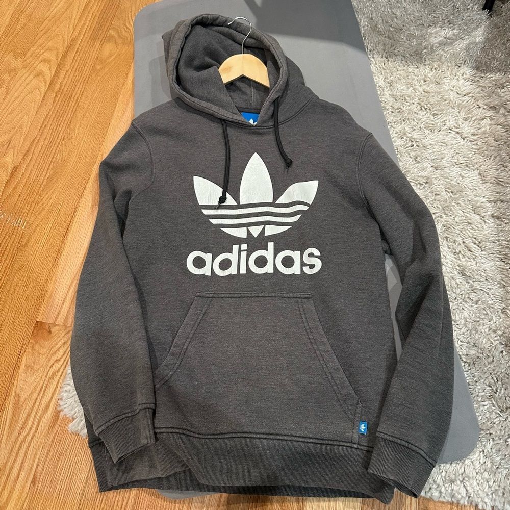 Men’s Medium Adidas Logo Hoodie Pullover - dark heathered grey